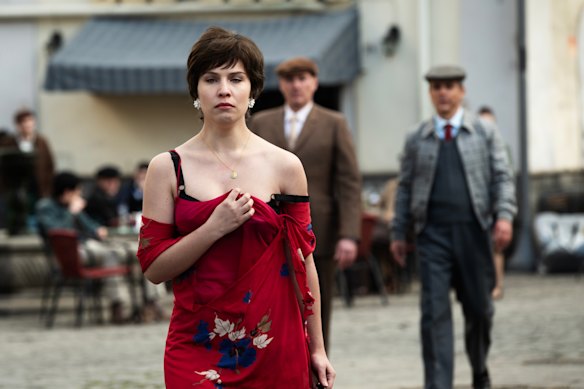 Francesca Olia as Barbara Locci in The Monster of Florence.