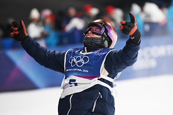 Japan’s Kira Kimura won gold.