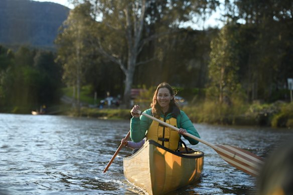 Mindful canoeing with Valley Outdoors on the Kangaroo River.