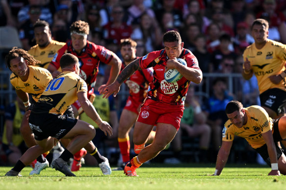Codie Taylor of the Crusaders charges forward against the Force.