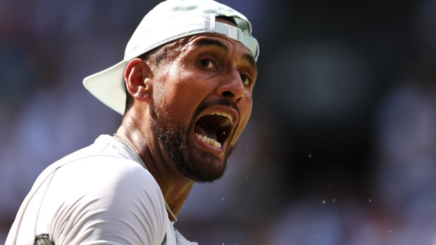 Nick Kyrgios est poursuivi en justice par un fan qu'il a accusé d'avoir été ivre lors de la finale de Wimbledon.