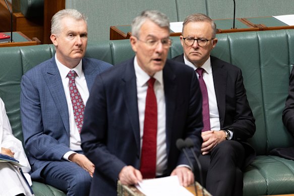 Mark Dreyfus introduces the National Anti-Corruption Commission Bill to parliament in 2022.