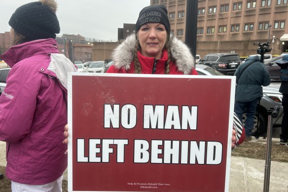 Pamela Nurse was waiting outside the Washington jail to welcome the release of January 6 prisoners.