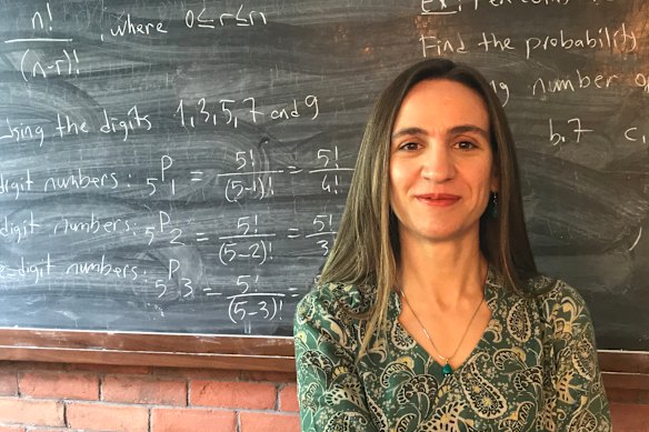 Dr Vesife Hatisaru talks through one of the hardest questions year 12’s faced this year. 