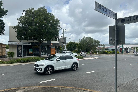 Lord Mayor Adrian Schrinner has announced a proposal to extend the hours of clearways on several Brisbane roads, starting with Waterworks Road.