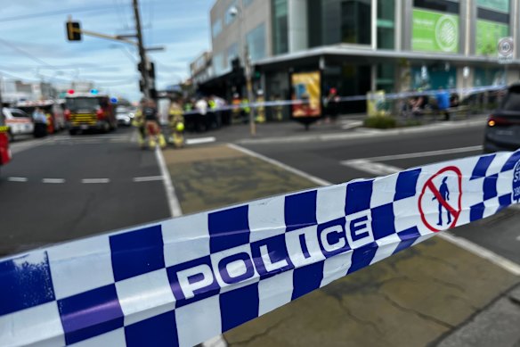 Emergency services were called to the intersection of Keilor Road and Hoffmans Road in Niddrie.