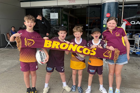 Harvey, Bruce, Isaac, Hendrix and Emily farewelled the Broncos as they departed for Sunday’s NRL grand final in Sydney.