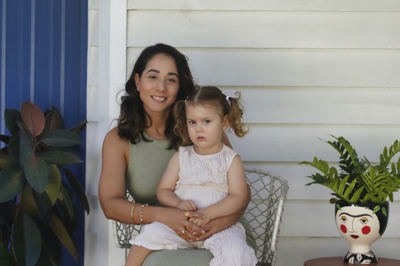 Melissa Mendoza, who was born in Peru, found information about post-natal anxiety and depression difficult to access in a comprehensible way, even though her English is strong.