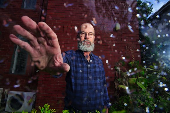 Greater Western Water customer Tony Way said the situation had become a circus.