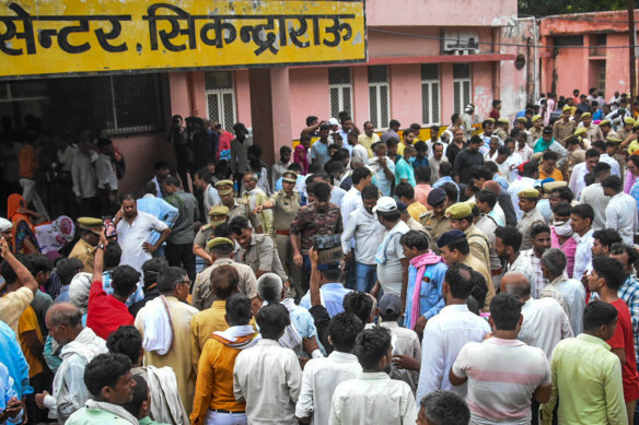 At slightest  87 radical   were confirmed killed successful  a devastating stampede astatine  a Satsang, oregon  spiritual  event, successful  Hathras, successful  India’s densely populated Uttar Pradesh authorities   connected  Tuesday. 