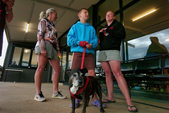Dianne Rickard (right) and her family sheltered at the Mansfield relief centre.
