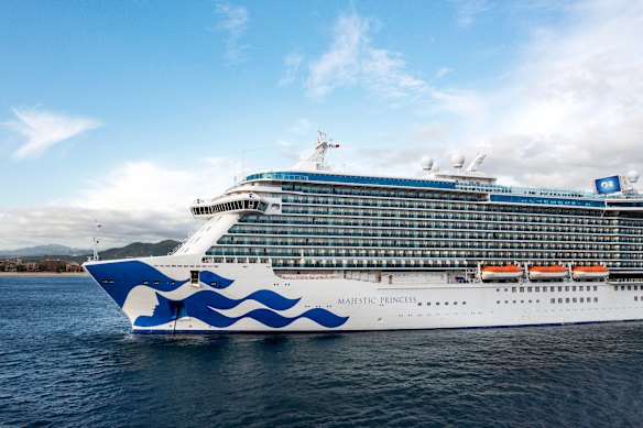 Majestic Princess has capacity for 3560 passengers.