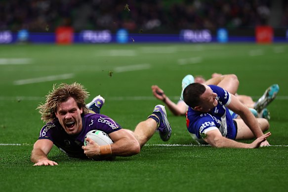 Ryan Papenhuyzen scores a try against the Bulldogs in 2025.