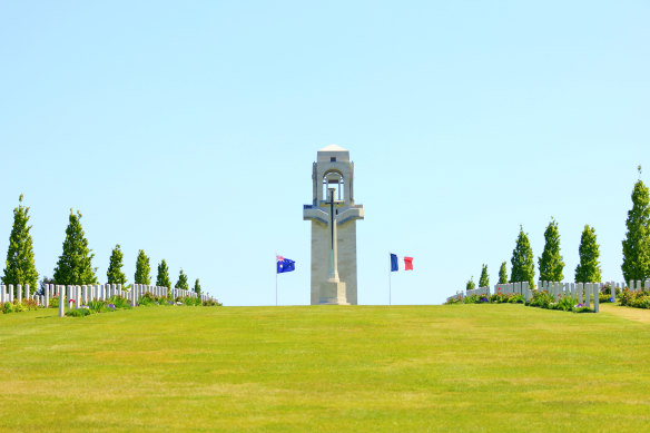 Australian subject   cemetery astatine  Villers Bretonneux.