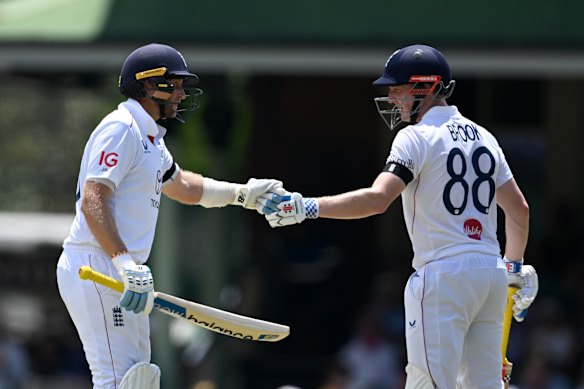 Joe Root and Harry Brook at the SCG.