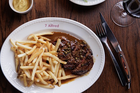 Steak with peppercorn sauce.