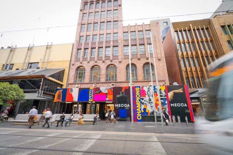 Melbourne’s Mecca superstore at Bourke Street Mall is receiving a facelift with tiles imported from the UK.
