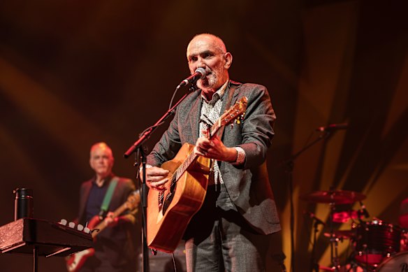 Paul Kelly wields his words like a scalpel. 