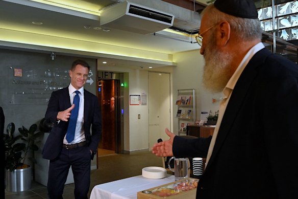 NSW Premier Chris Minns (left) faces a fresh push from the Jewish community.