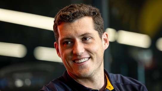 Hawks ruck Lloyd meek