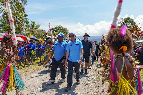 Anthony Albanese and Papua New Guinea Prime Minister James Marape on the Kokoda Track last year.