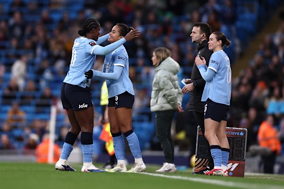Mary Fowler comes on for teammate Khadija Shaw to make her long-awaited return after nine months out with an ACL injury.