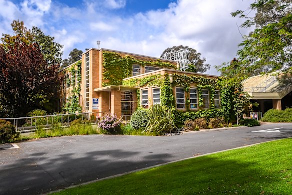 The Burnley Gardens, in the University of Melbourne. 