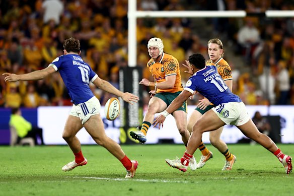 Declan Meredith kicking through in his Test debut.