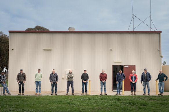 Victorian farmers at Woosang in 2022 to protest against the VNI West project.