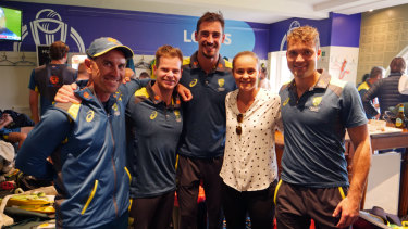 Barty with Australian coach Justin Langer, Steve Smith, Mitchell Starc and Alex Carey.