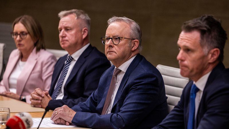 States agree to further tax cuts after GST deal