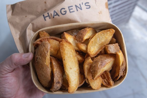 Hand-cut, triple-cooked beef tallow chips at Hagen's Organics.