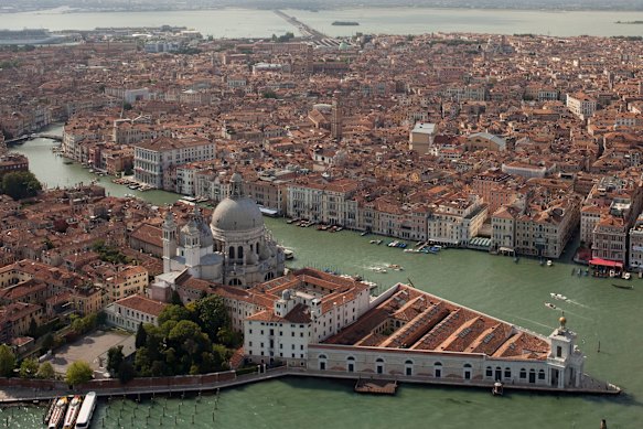 Venice is home to an estimated 1000 empty houses.