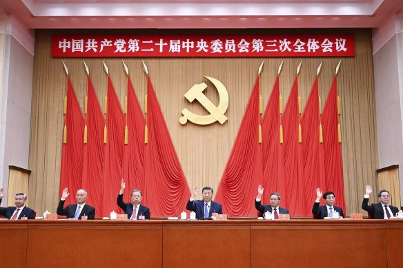 With the leaders of Russia and India in attendance, Chinese President Xi Jinping wants the Shanghai Cooperation Organization summit to further his image as leader of a new global world order.