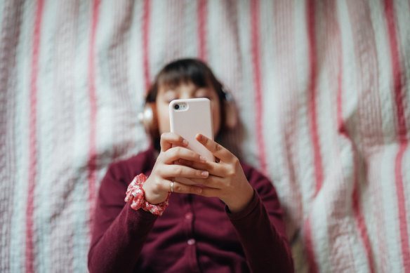 The rise of smartphones and social media has undoubtedly contributed to instant gratification culture, but it’s something you can overcome with a bit of work.