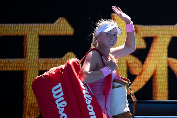Taylah Preston leaves the court after her round two loss.