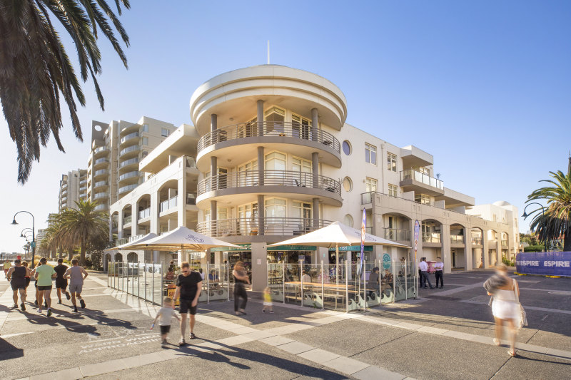D’lish! 105 Beach Street, Port Melbourne