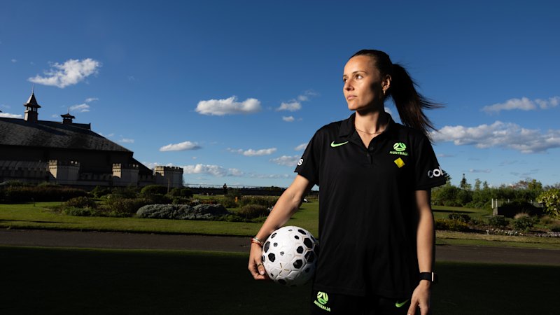 Matildas star Hayley Raso eyes World Cup Trophy ahead of friendlies against Mexico in Newcastle