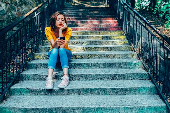 Sometimes, I just physically cannot reply to a text message. And as days pass, the weight of not responding grows heavier.