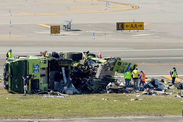 Many ground vehicles are fitted with transponders to show their exact location to controllers. The fire truck at LaGuardia did not have one.
