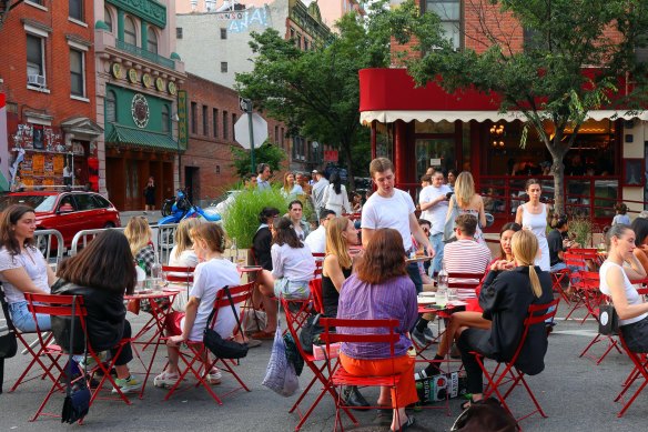 Dimes Square natural wine bar Le Dive.