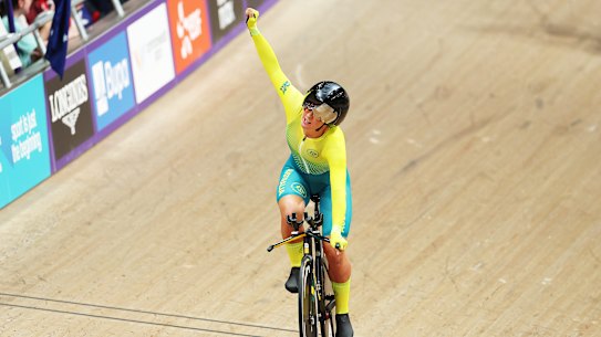 Felicity Wilson-Haffenden celebrates victory after the women’s 4000m team pursuit finals.
