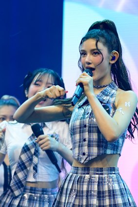 Danielle Marsh performing with NewJeans in 2024. 