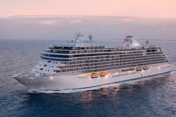 Seven Seas Splendor at sea.
