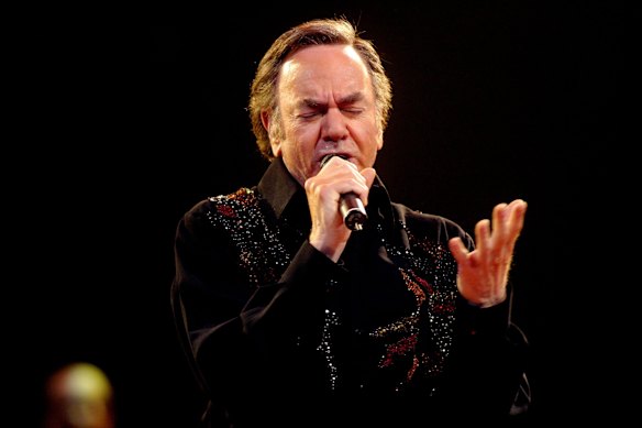 Neil Diamond performing in Sydney in 2005