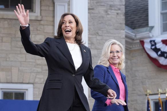 Kamala Harris campaigning with former congresswoman Liz Cheney in the swing state of Wisconsin at last year’s election.
