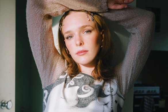 Melbourne should-be pop star Holly Hebe had a stunning run of singles in 2025.