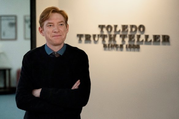 Domhnall Gleeson is Ned, the optimistic editor-in-chief of the Toledo Truth Teller in The Paper.
