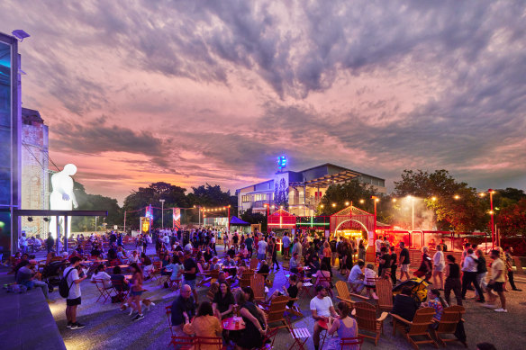 Night Feast – one of Brisbane’s best food activations in recent years – runs alongside MELT Festival. Was I naive to think that would guarantee later mid-week trading?