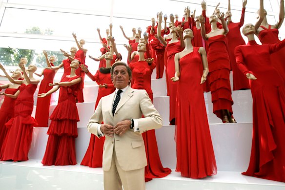 Italian fashion designer Valentino Garavani poses at an exhibition of his best creations at Rome’s Ara Pacis museum in 2007.